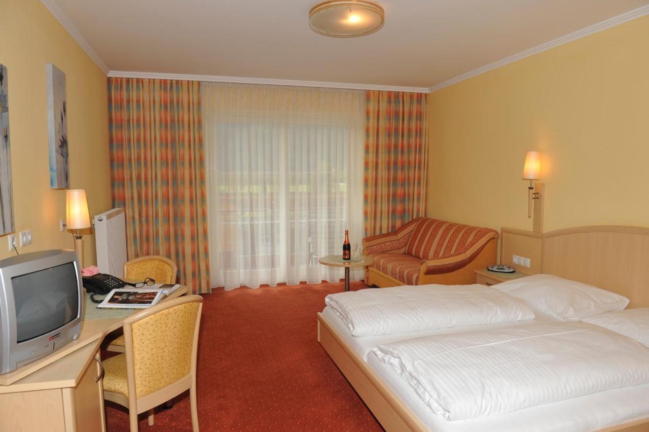 Landhotel Stofflerwirt Санкт-Михель  Экстерьер фото